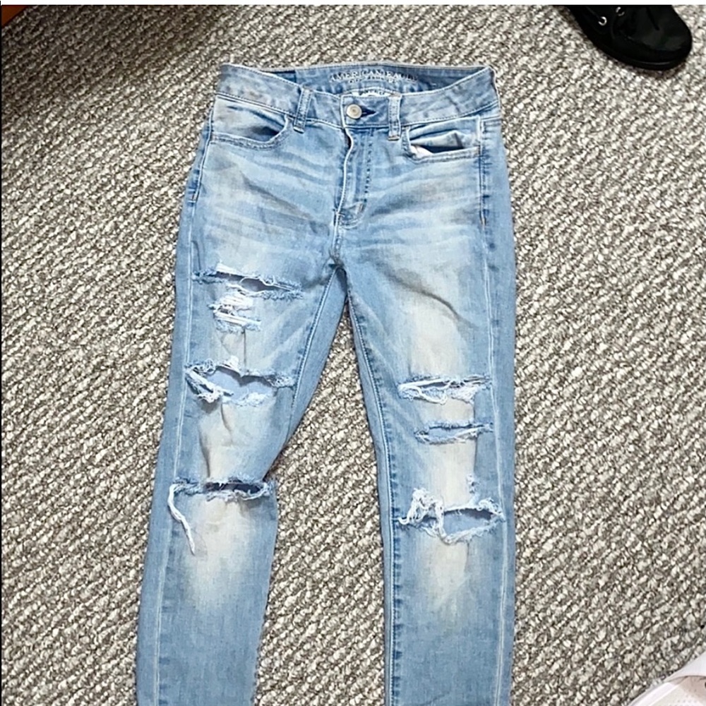 American eagle ripped jeans